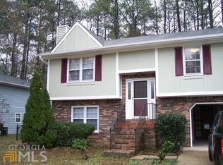 617 Granite Ln, Loganville, GA 30052
