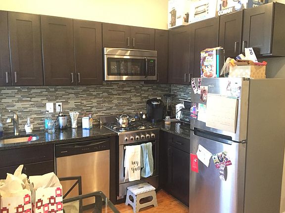 2nd image of 1527 Spruce St #24
