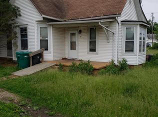 207 S Railroad St, Lovington, IL 61937