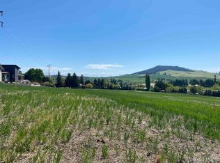 2809 Wildrose Dr, Moscow, ID 83843