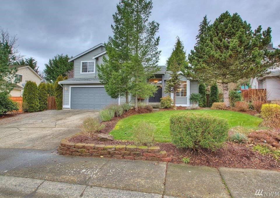 1st image of 32408 Newcastle Dr
