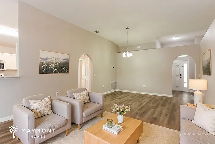 9611 Watershed Dr E — Photo 5
