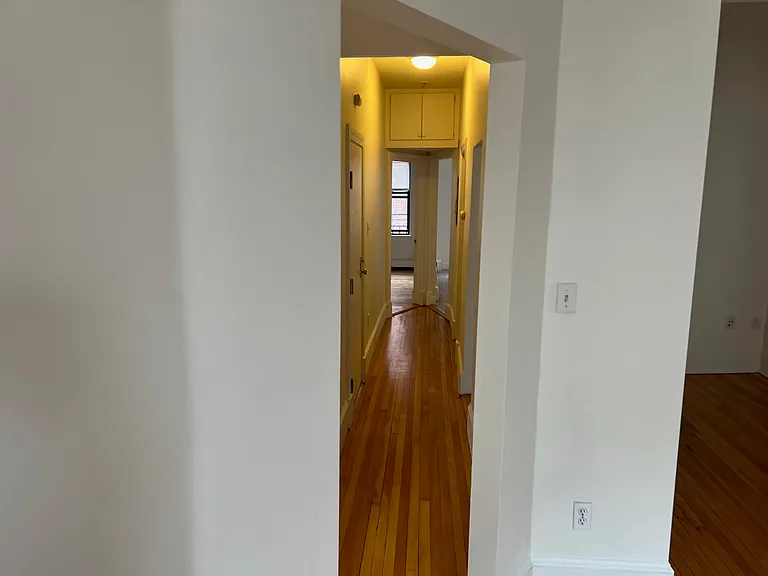 19 Hemenway St #4 — Photo 10