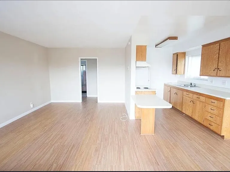 21103 Donora Ave #C — Photo 1