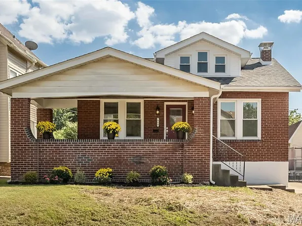 7040 Pernod Ave, Saint Louis, MO 63139