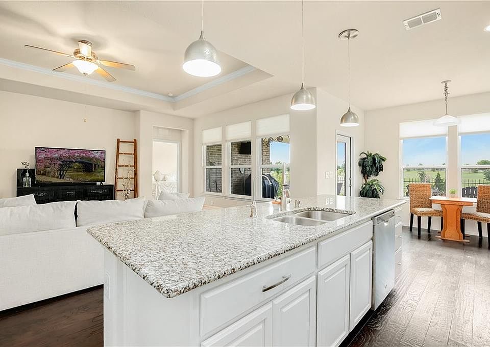 1st image of 7254 Honeybee Ln
