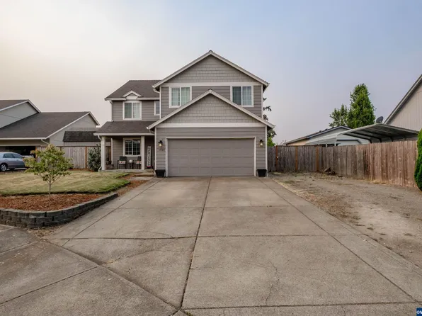 1026 Western Ct, Stayton, OR 97383