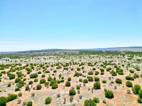 201 Entranosa Lot Rd #3, Edgewood, NM 87015