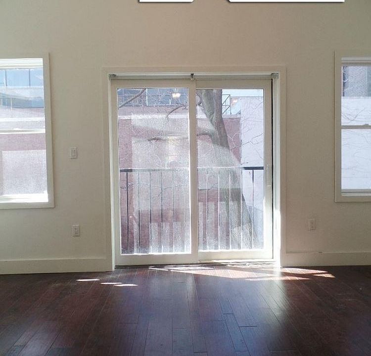 2nd image of 68 W 126th St #1