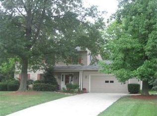 32005 Tracy Ln, Solon, OH 44139