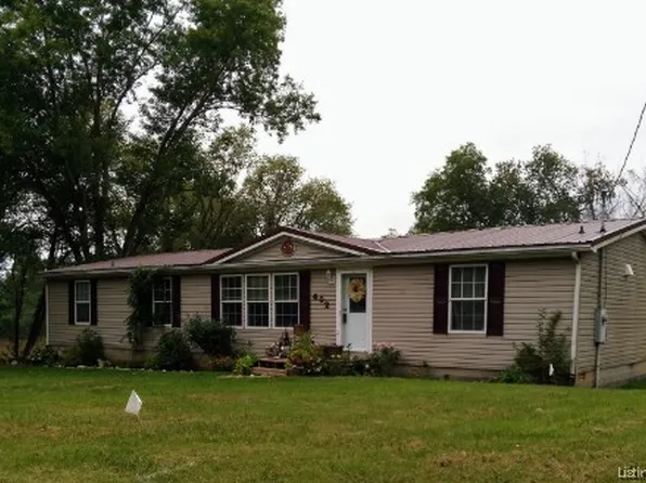 402 Day Ln, Depauw, IN 47115