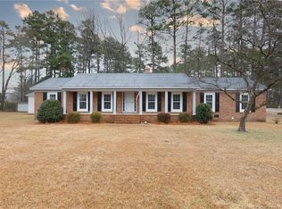 404 Old Farm Rd, Raeford, NC 28376