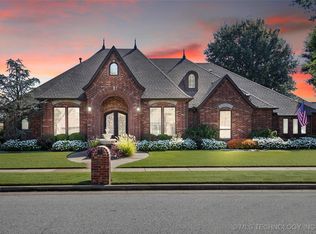 8112 E Freeport St, Broken Arrow, OK 74014