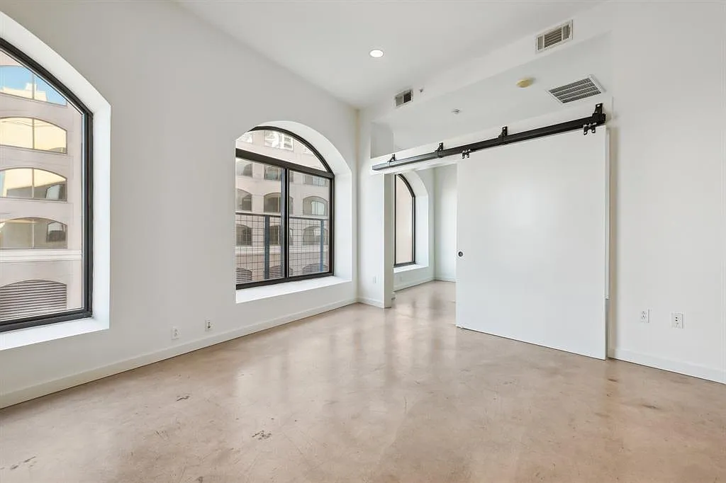 1 bed, 1.0 bath, 682 sqft, $2,195 — Photo 3