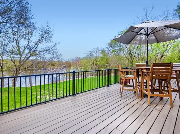 18130 Robinson Cir, Dayton, MN 55327