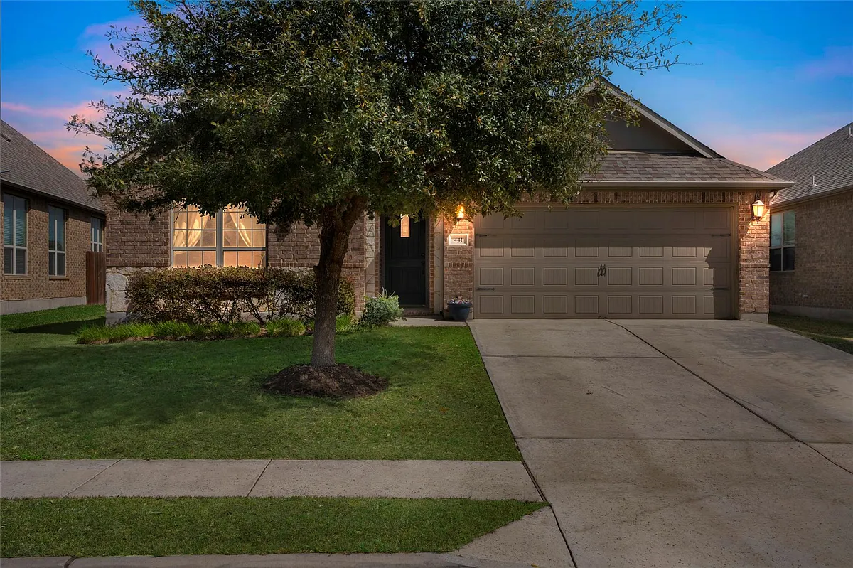 Building Photo - 441 Mistflower Springs Dr