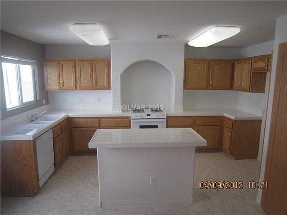 2nd image of 7328 Plantanus Rd