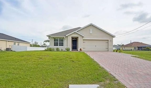 2nd image of 1009 Jacaranda Pkwy E