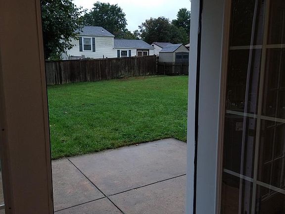 2nd image of 10483 Fair Oaks