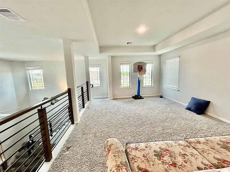 1055 Bluebonnet Trl — Photo 20