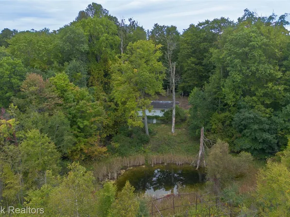 1670 Winslow Rd, Attica, MI 48412