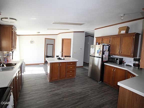 5th image of 14787 Moore Haven Rd