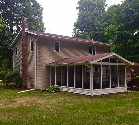 3rd image of 11301 Forest Dr