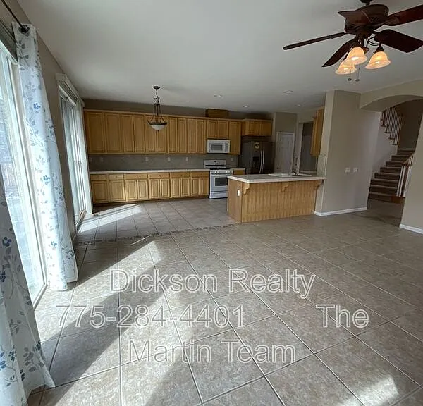 2847 Falcon Ridge Dr — Photo 10