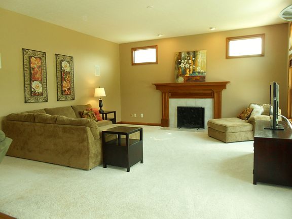 2nd image of 3413 Heritage Oaks Dr