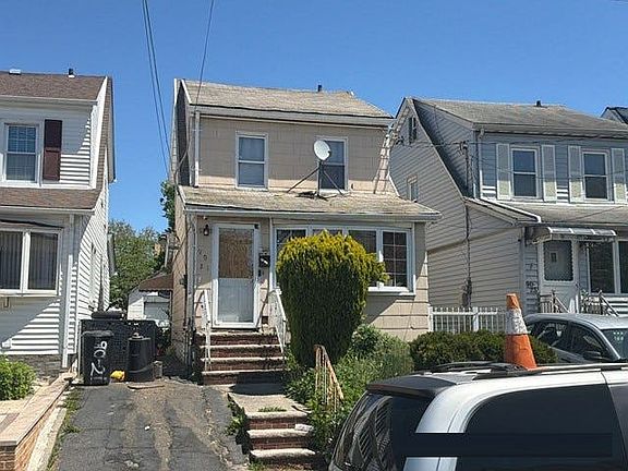 2nd image of 9021 207th St