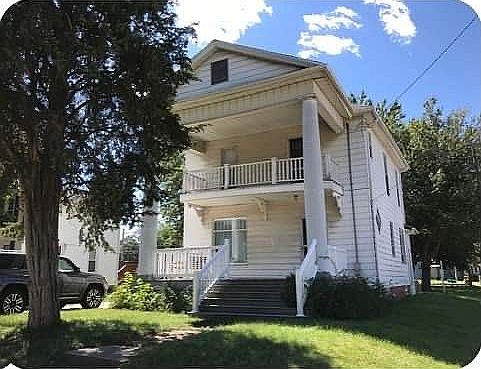 1st image of 1106 S Park St