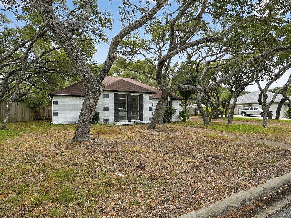 1st image of 107 Cherry Hls
