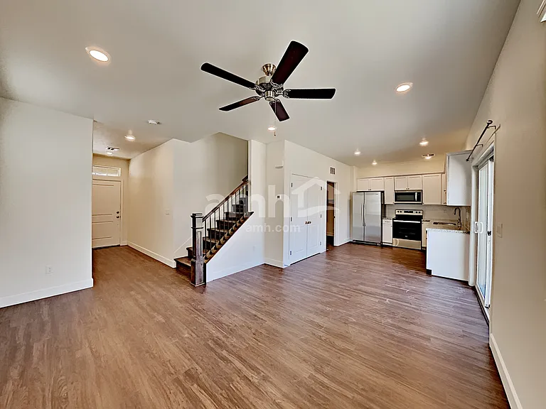 1522 Garden Swing Ave — Photo 5