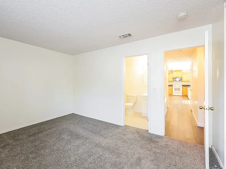 2394 Saint George Dr — Photo 6