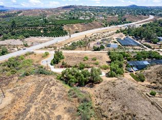 1 Mauldin Ln #52, Riverside, CA 92503