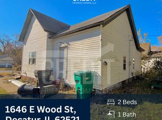 1646 E Wood St, Decatur, IL 62521