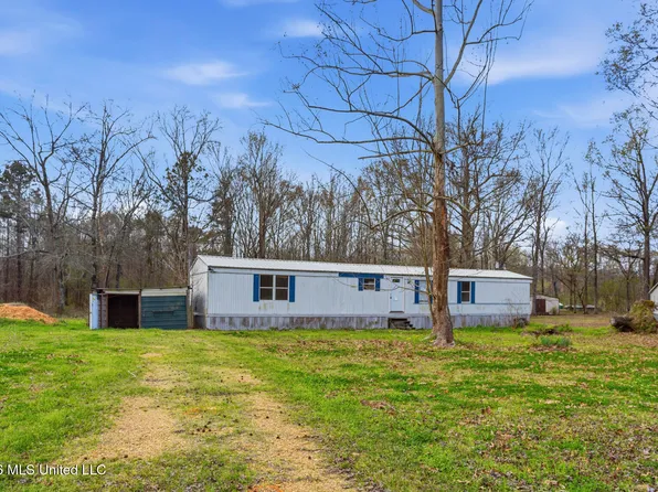 2149 Owens Rd, Terry, MS 39170