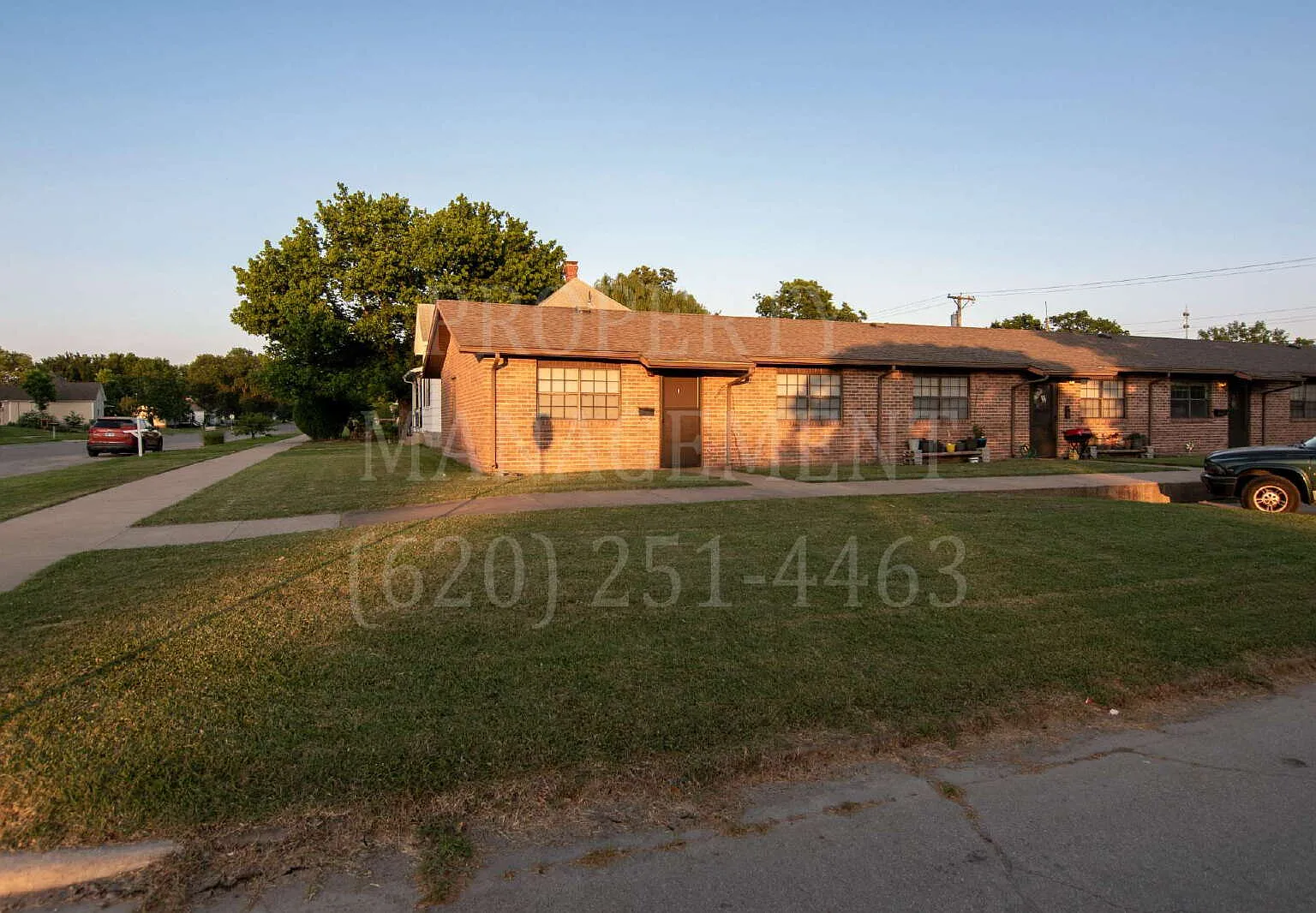 2 bed, 1.0 bath, 950 sqft, $750 — Photo 1