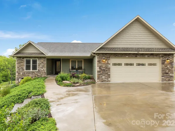 288 Ollie Weaver Rd, Weaverville, NC 28787