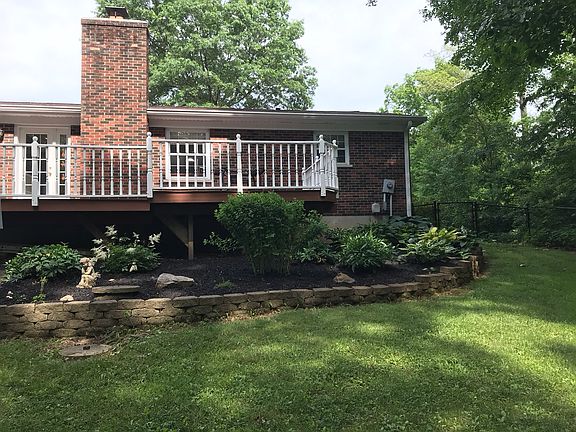 2nd image of 23377 Mapleridge Dr