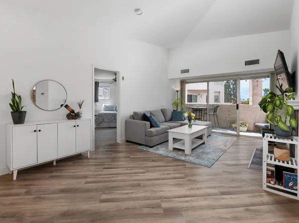 7127 Camino Degrazia Unit 130, San Diego, CA 92111