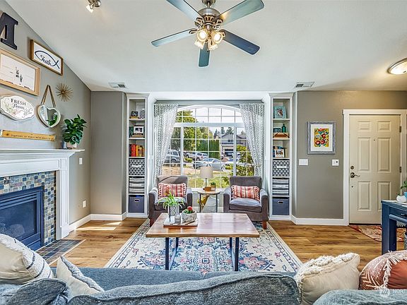 4th image of 105 16th Avenue Ct