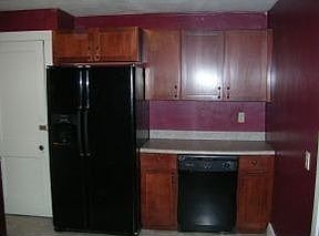 2nd image of 45 Thomas St