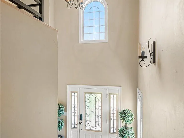 200 Crooked Creek Dr — Photo 14