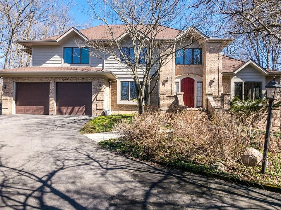 1st image of 3317 E Dobson Pl