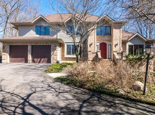3317 E Dobson Pl, Ann Arbor, MI 48105