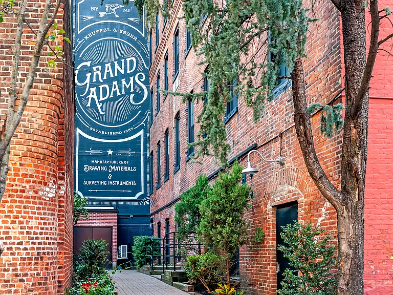 Grand Adams Hoboken — Photo 7
