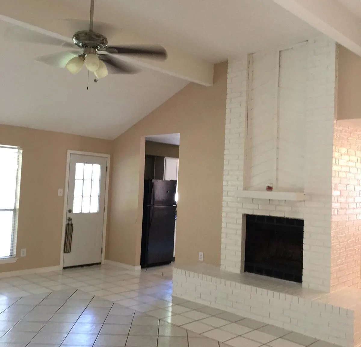 3 bed, 1661 sqft, $1,900 — Photo 4