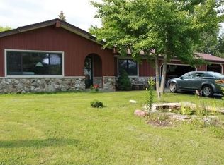 1036 Clover Ct, Hubertus, WI 53033