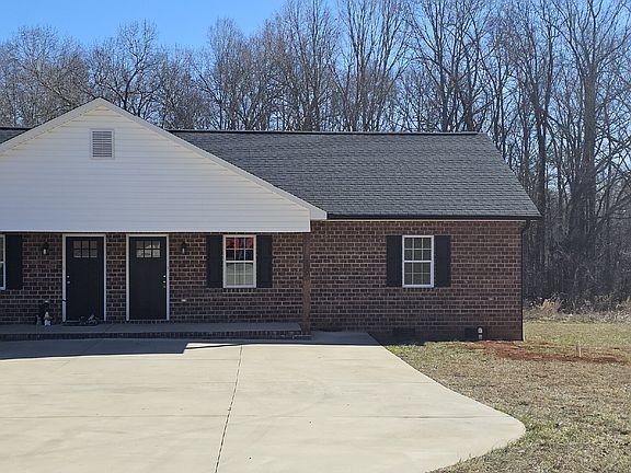 2nd image of 179 Glen Gar Dr
